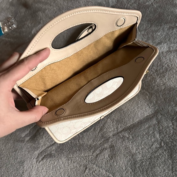 Coach Foldover Cut-Out Clutch Crossbody In Signature Jacquard (White) - Picture 3 of 4